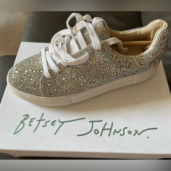 Stunning Betsey Johnson silver sequin sneakers for women size 9.5. - Picture 5 of 9